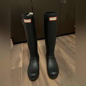 Black Matte Hunter Rain boots